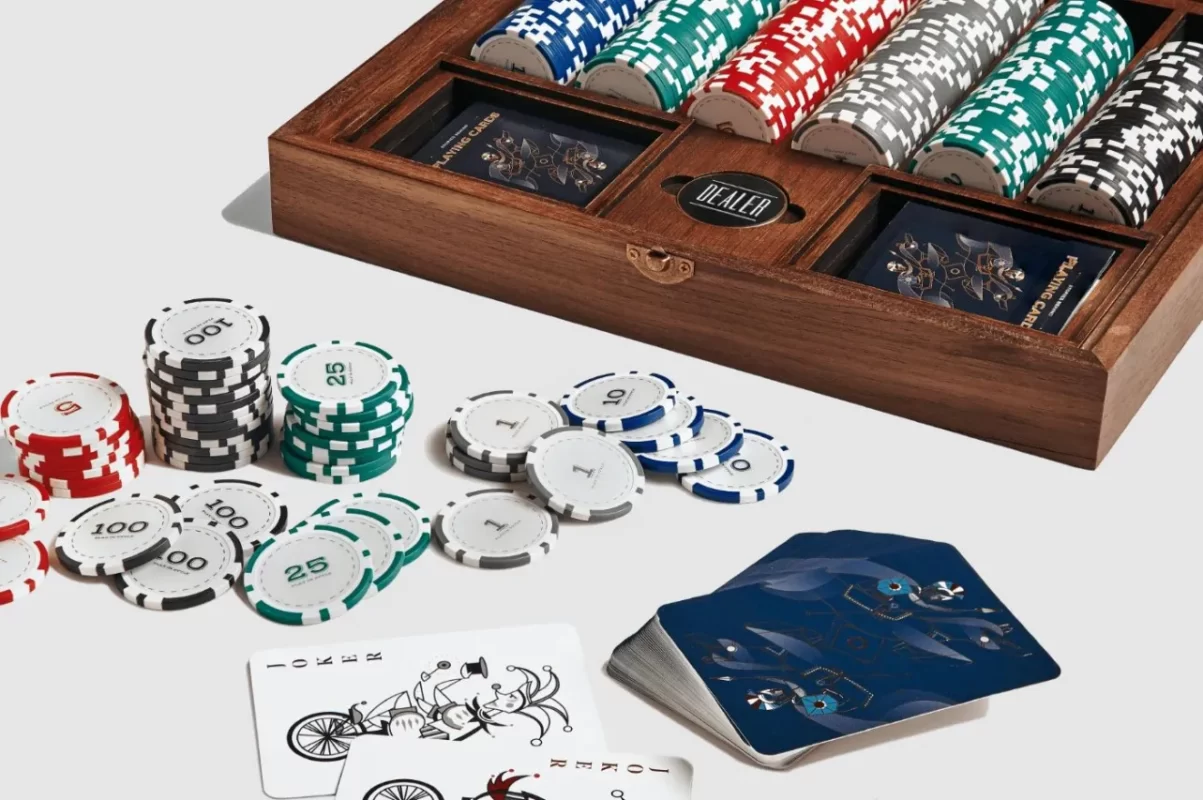 Hướng dẫn chi tiết các vòng đặt cược poker